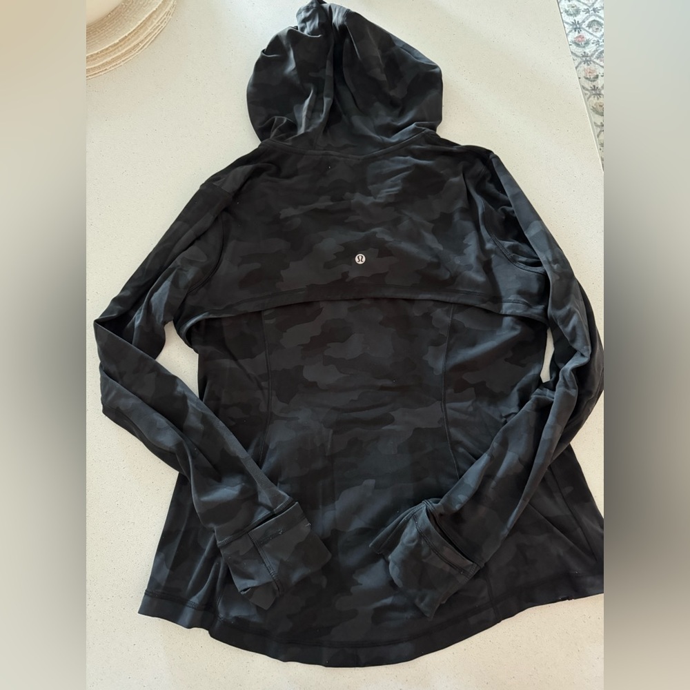 lululemon athletica Black Camo Zip-Up Hoodie Jacket - Picture 2 of 2